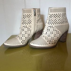Franco Sarto cream cutout booties size 6.5